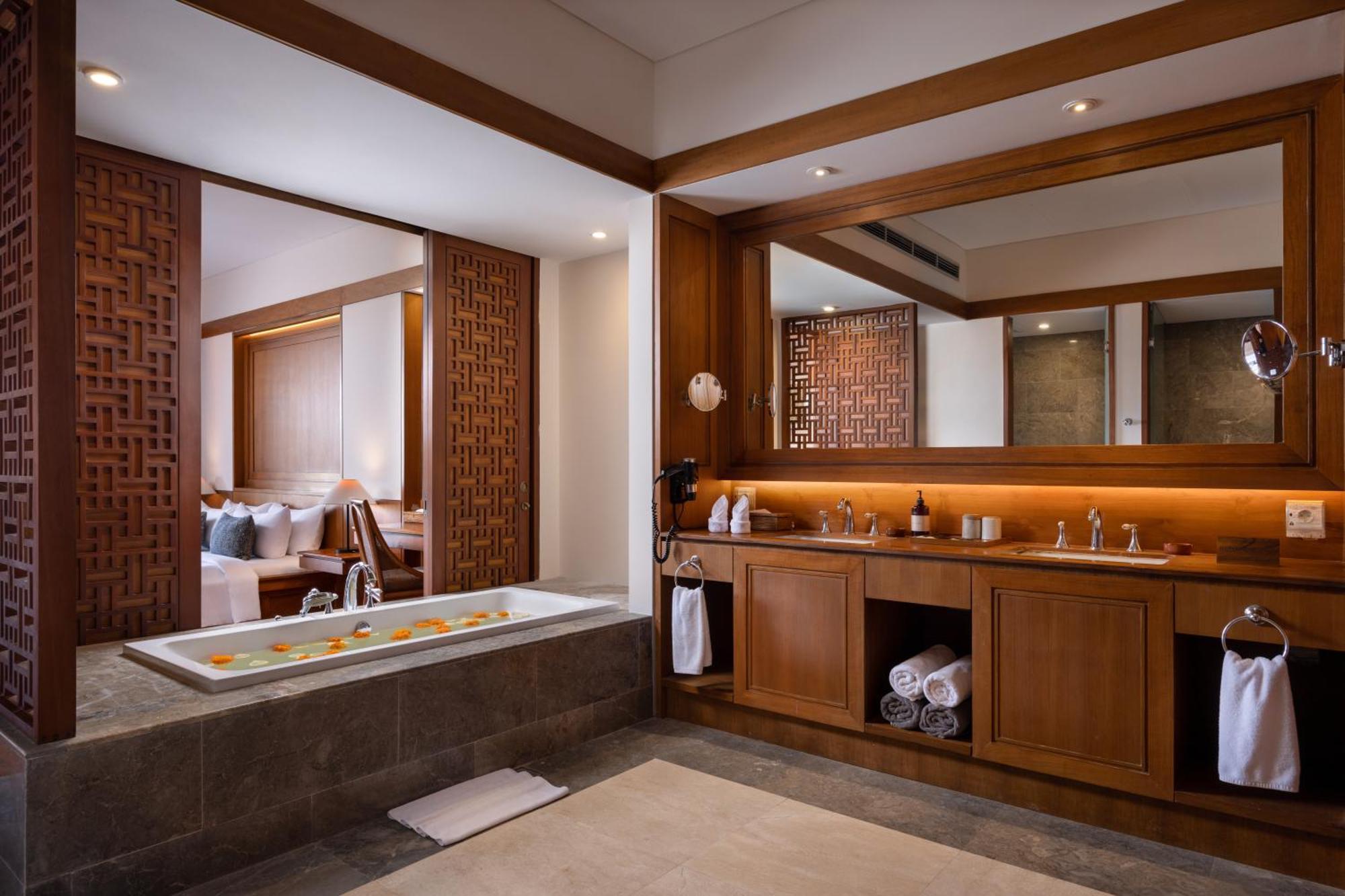 Sadara Resort Nusa Dua  Exteriör bild Bathroom